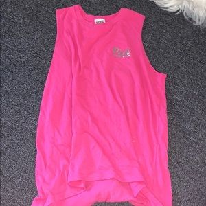 pink tank